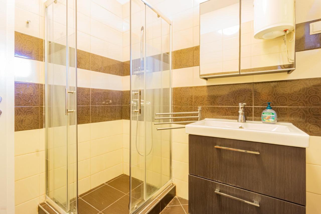 Апартаменти Kob Orog Good Location With Sea Views And Modern Decor Метайна Екстер'єр фото
