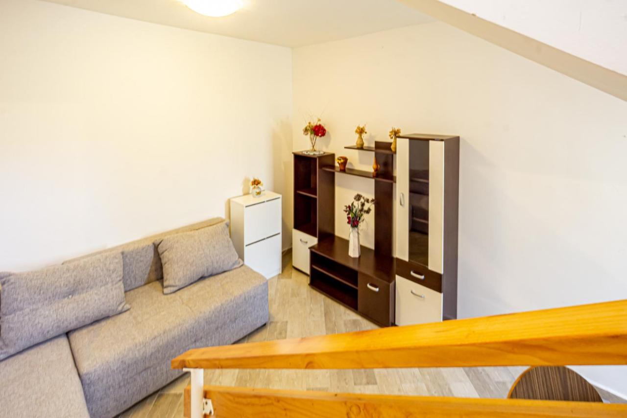 Апартаменти Kob Orog Good Location With Sea Views And Modern Decor Метайна Екстер'єр фото